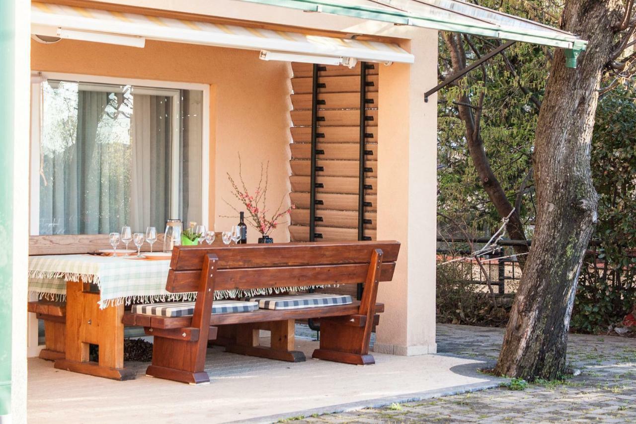 Lukovo Seafront Apartments Екстериор снимка
